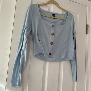 baby blue long sleeve crop top